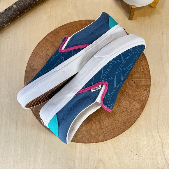 *Vans | Multi Color Blue Print Classic Slip-On Sneaker SN 721454 Size 8.5M/10L - Picture 9 of 16
